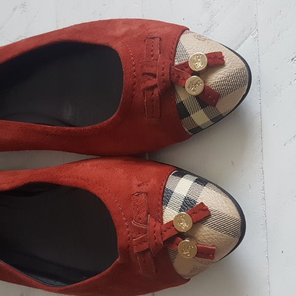 Burberry Leather Flats - Picture 4 of 14